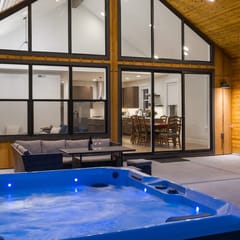 Chill, Grill & Soak | HotTub, GameRm, Chefs Kitch