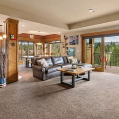 Top Floor Views | w/ Hot Tub | Golf Course