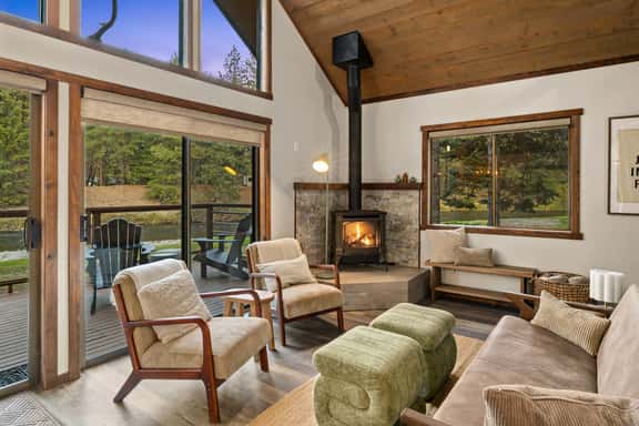 Cabin on Yakima River, Fish, Float, Golf, AC, BBQ - Image 1