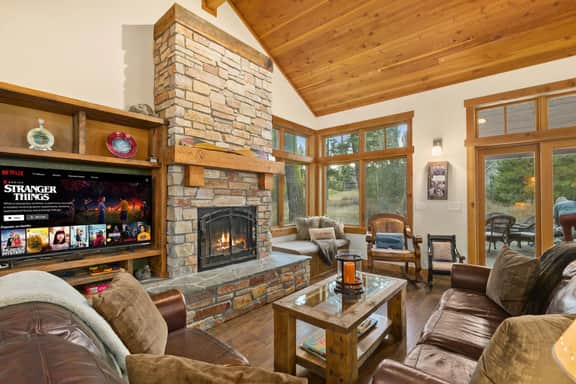 Talcott Timber Lodge - Image 2