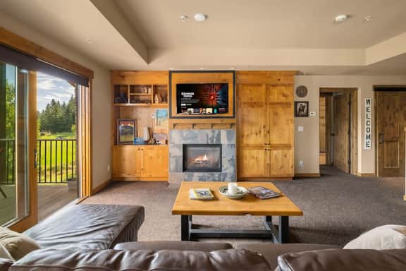 Cowboy Corner Condo - Image 4