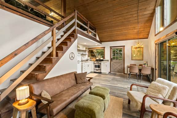 Cabin on Yakima River, Fish, Float, Golf, AC, BBQ - Image 4