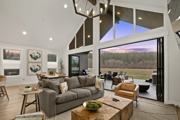 Aprés Chalet - Image 1