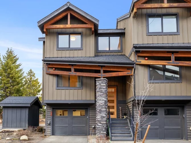 Cascade Corner Chalet