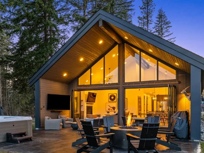 Apres Chalet